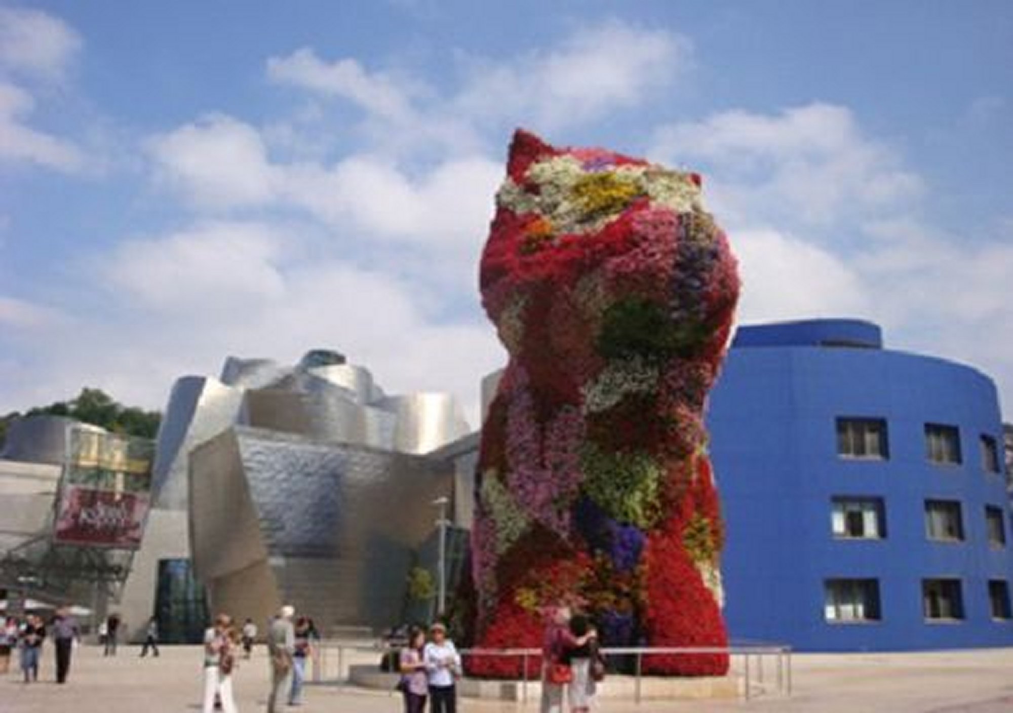 booking guided visits Walking Guggenheim Museum Old Quarter of Bilbao and pintxos